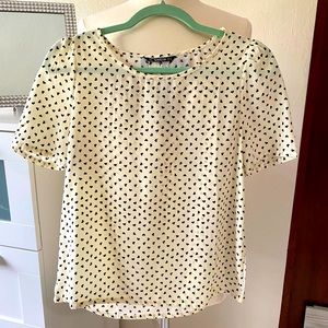 Short sleeve heart blouse